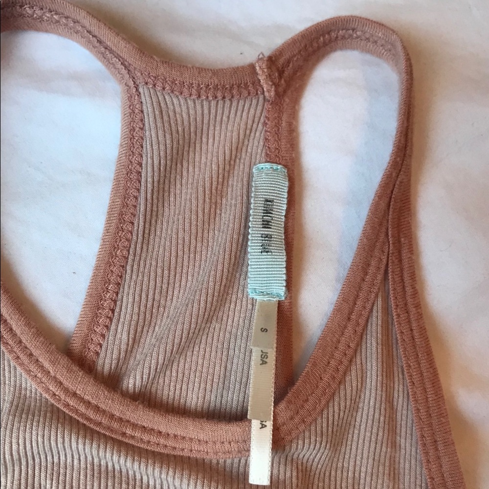 UO Ribbed Tank - Picture 4 of 5